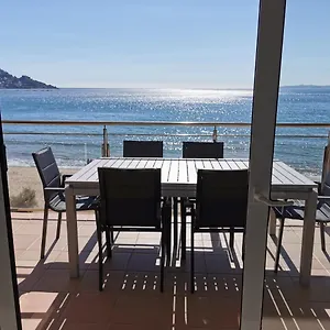 fantastico-apartamento-en-primera-linea-de-mar.catalonia-hotels.com/