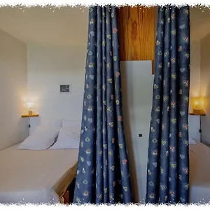 les-3-marmottes-les-arolles.hotels-rhonealpes.com/