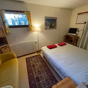 chalet-champraz.hotels-rhonealpes.com/